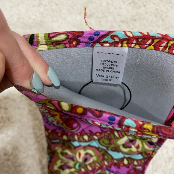 VERA BRADLEY || Flat Iron Cover - Picture 2 of 2